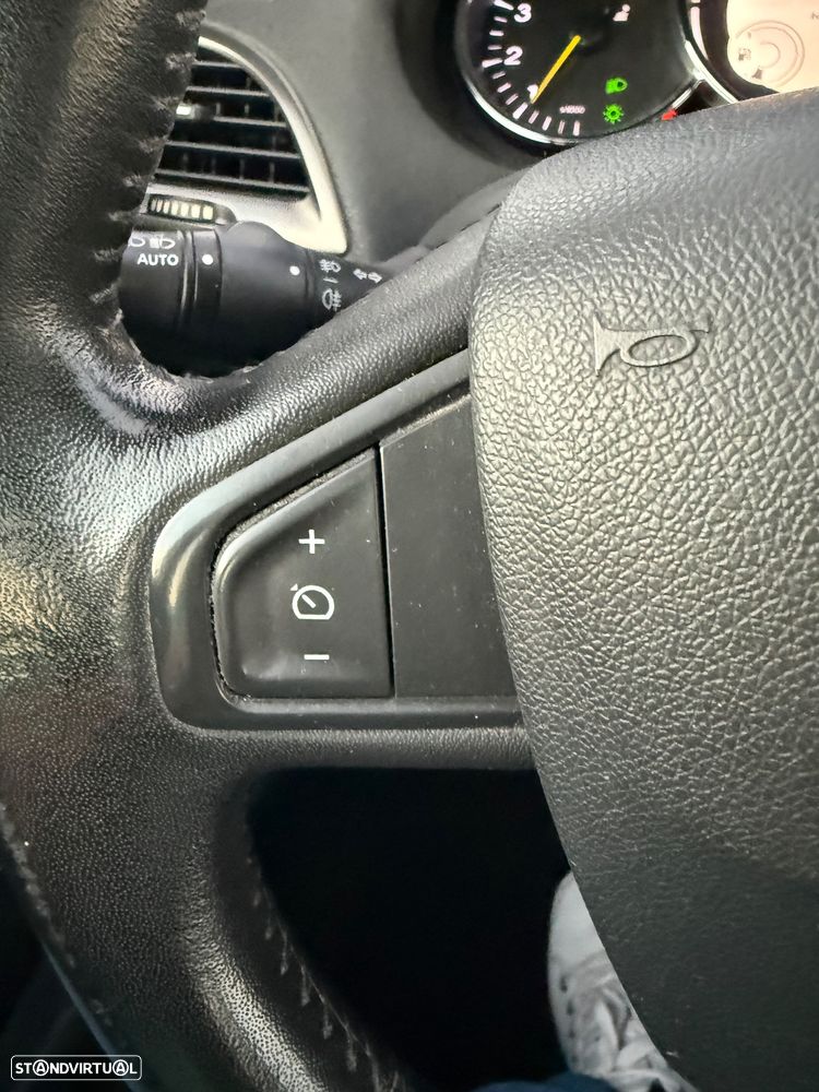 Renault Mégane Sport Tourer ENERGY dCi 110 Start & Stopp Expression - 20