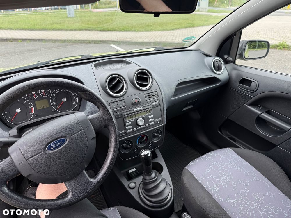 Ford Fiesta 1.3 - 12
