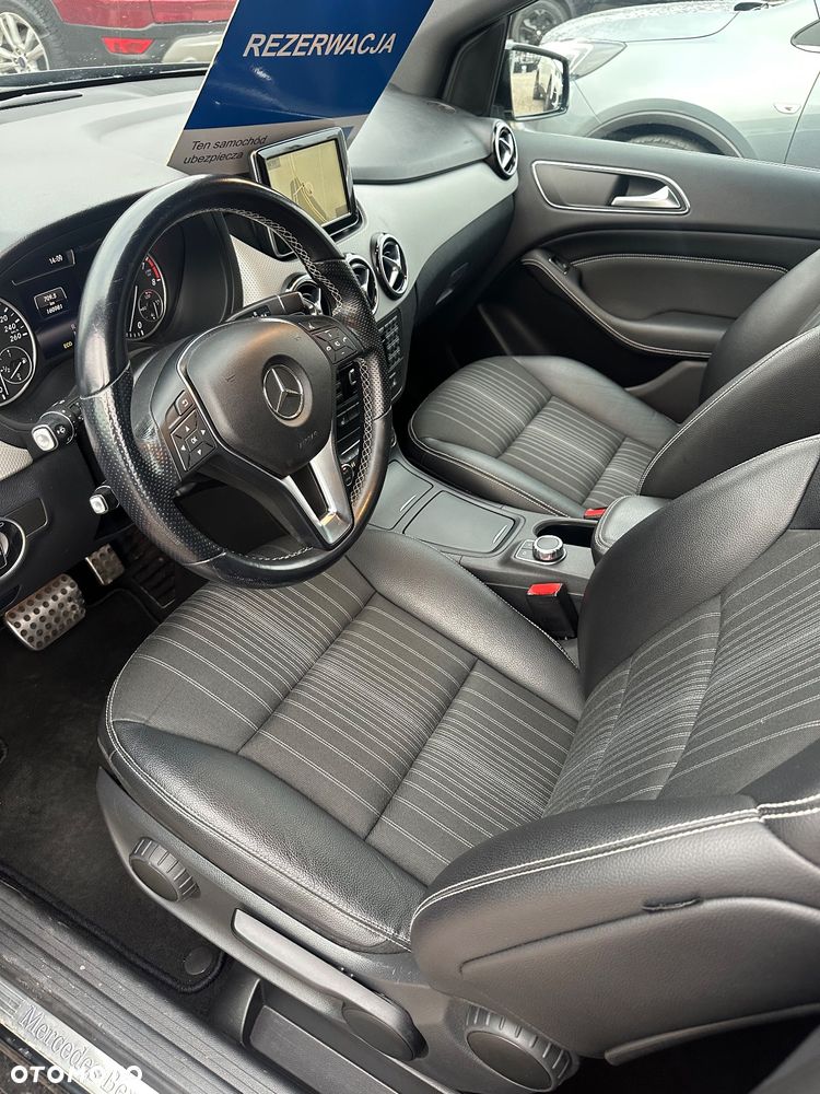 Mercedes-Benz Klasa B 200 7G-DCT UrbanStyle Edition - 6