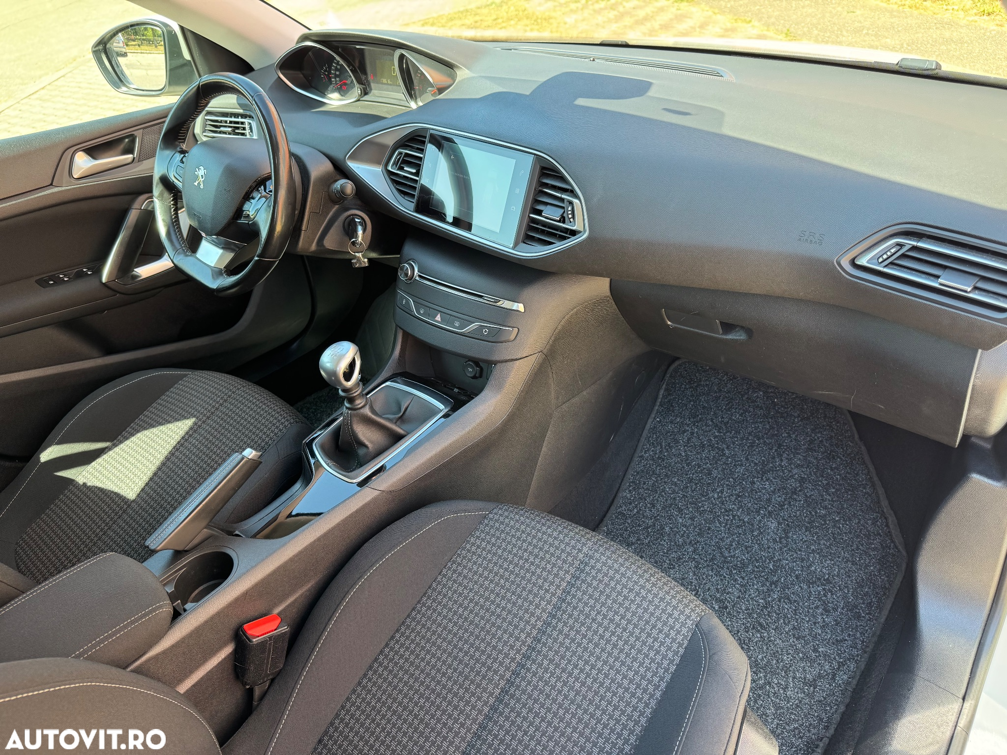 Peugeot 308 SW BlueHDi 130 Allure Pack - 13