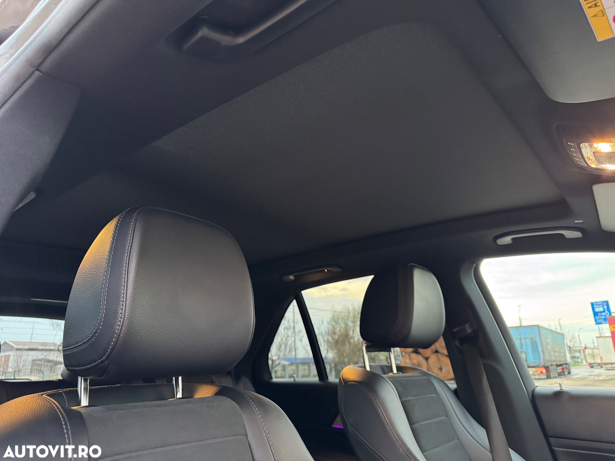 Mercedes-Benz GLE 350 d 4Matic 9G-TRONIC AMG Line - 14