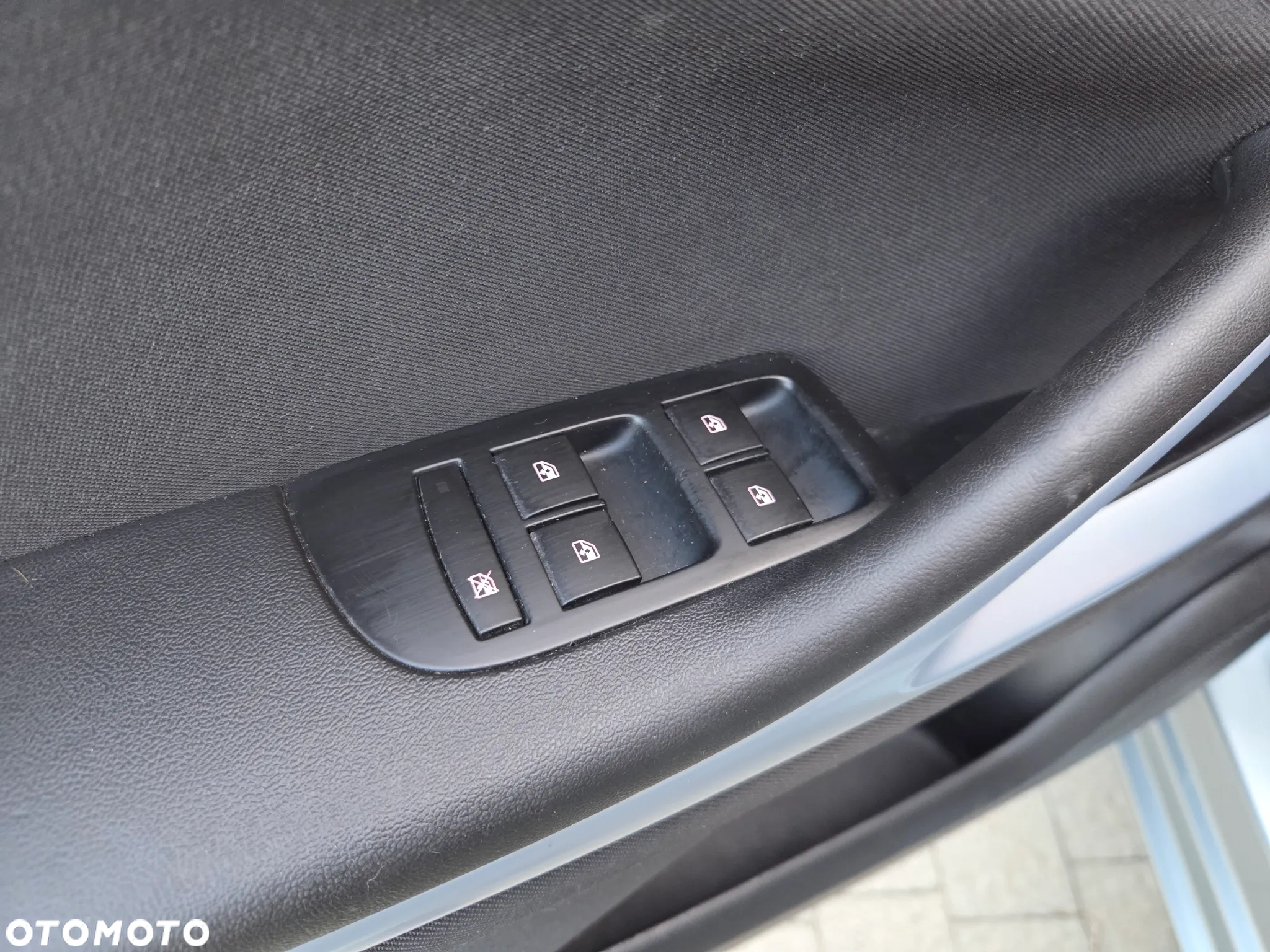 Opel Zafira 1.4 T Cosmo EcoFLEX S&S EU6 - 28