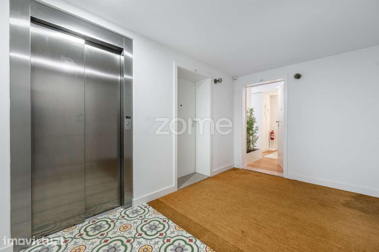 Apartamento T1 com Licença AL |Terraço 18 m2| Baixa do Porto - Grande imagem: 2/29