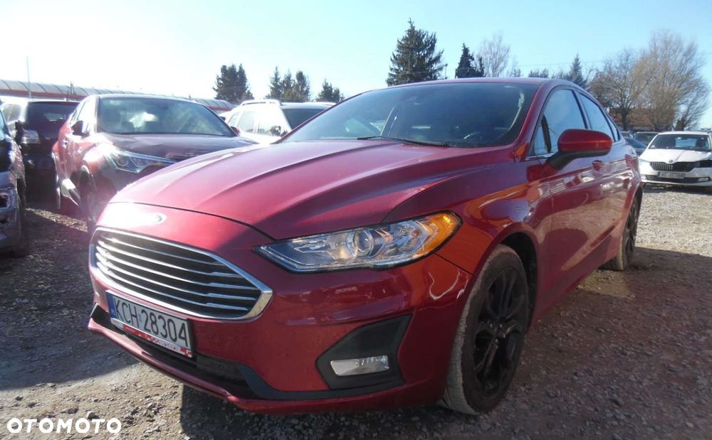 Ford Fusion - 8