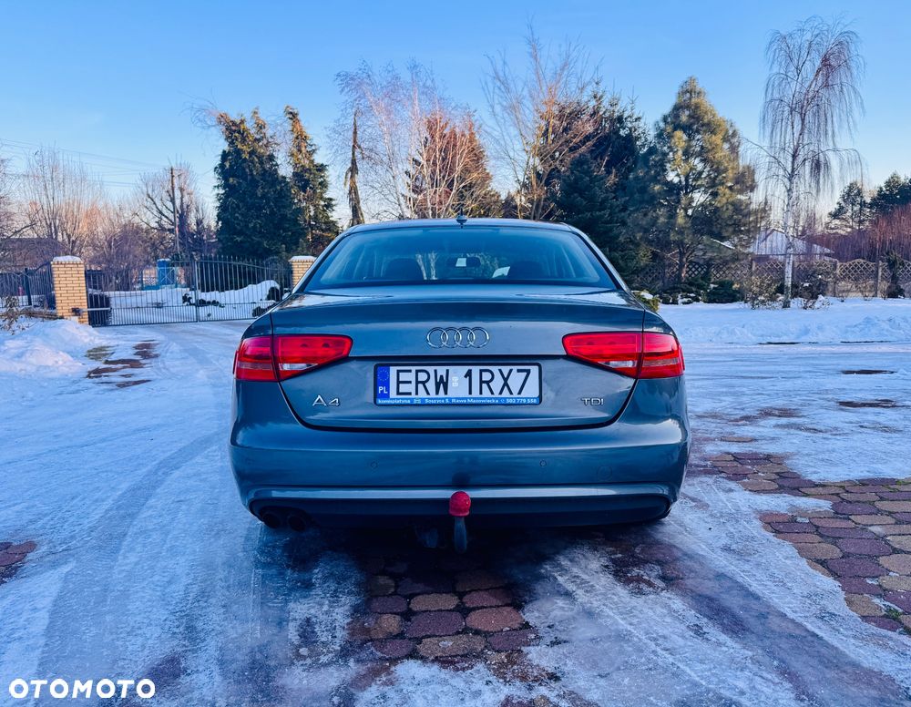 Audi A4 Limousine - 7