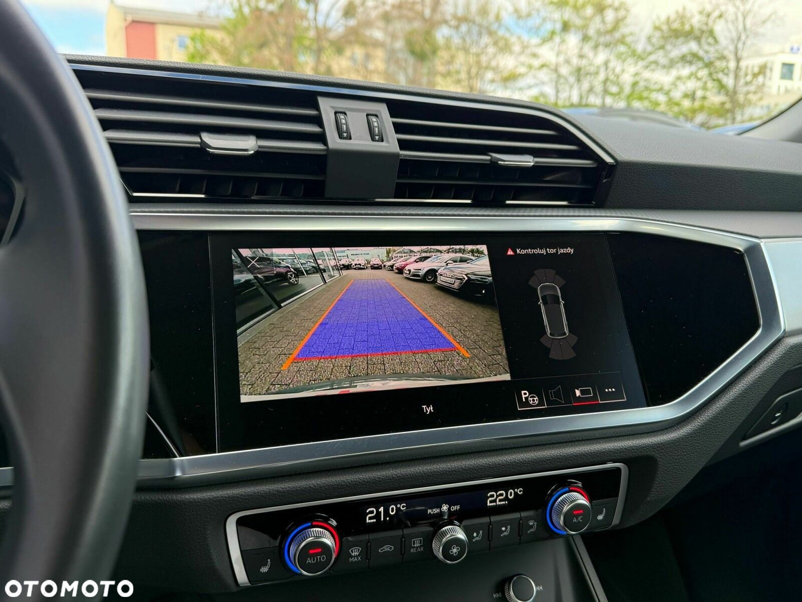 Audi Q3 - 22