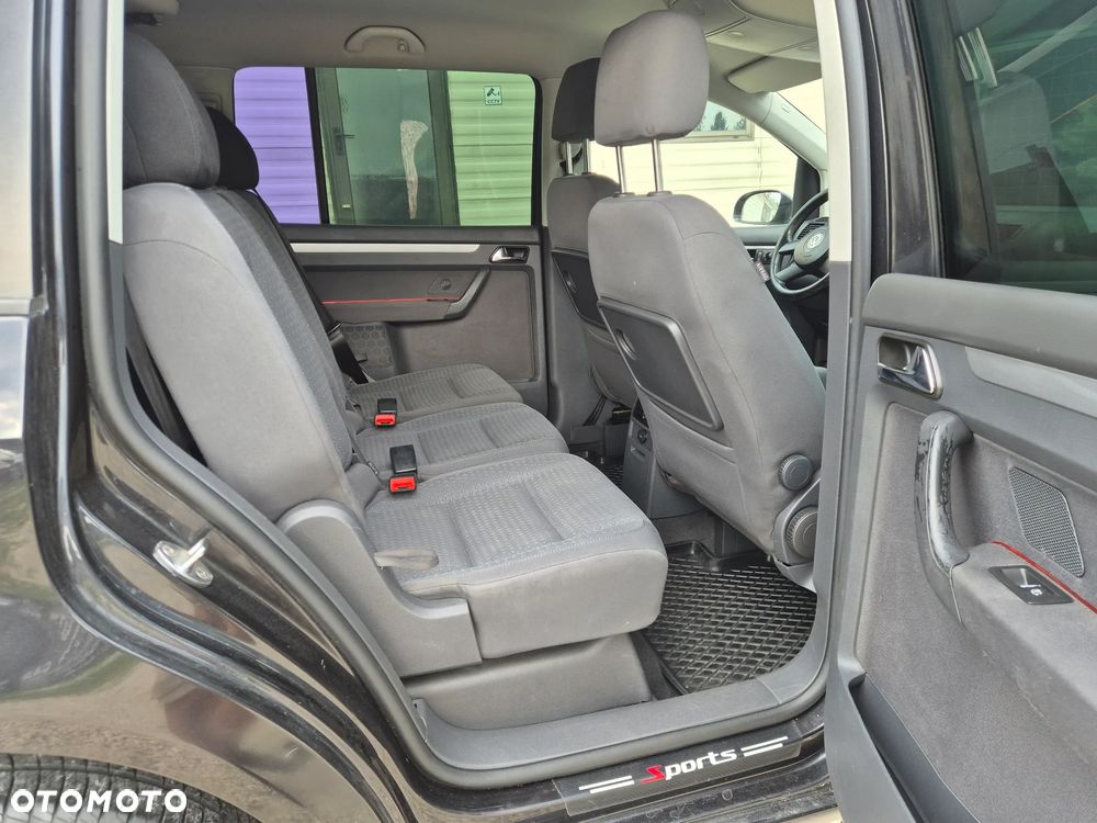 Volkswagen Touran 2.0 TDI United - 16
