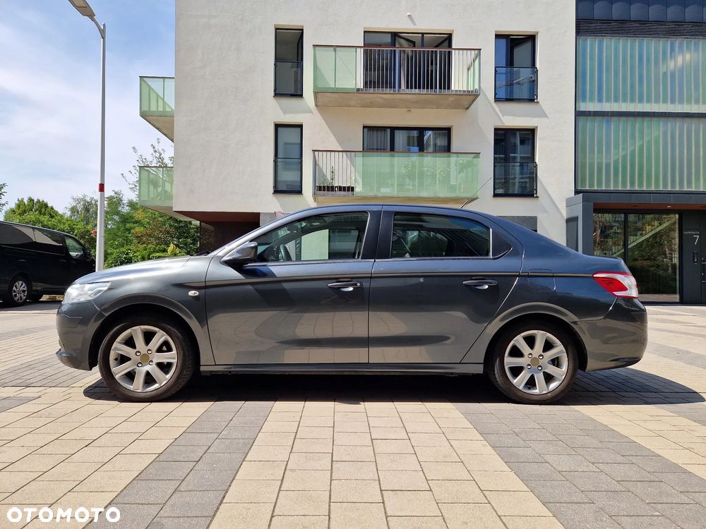 Peugeot 301 1.6 VTi Allure - 1