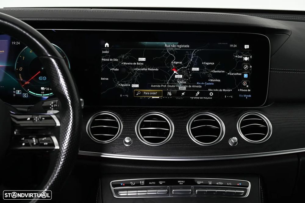 Mercedes-Benz E 300 de AMG Line - 19