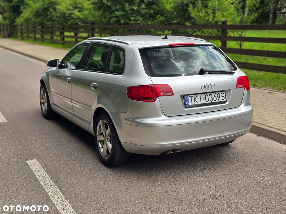 Audi A3 Sportback 1.9 TDI DPF S tronic S line Sportpaket (plus) - 18