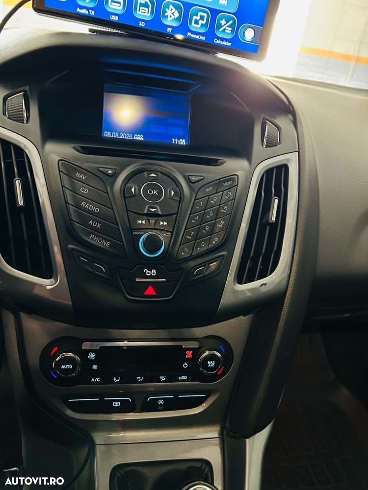 Ford Focus - 20