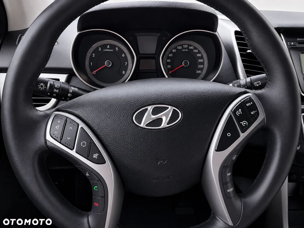 Hyundai i30 - 14