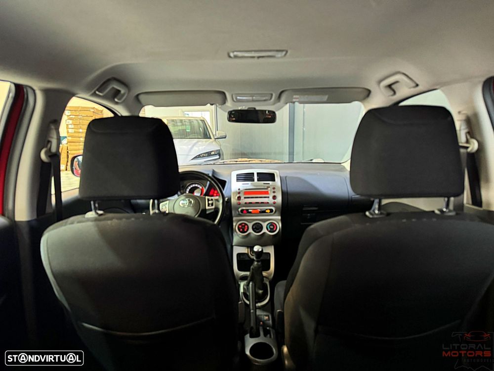 Toyota Urban Cruiser 1.33 VVT-i - 29