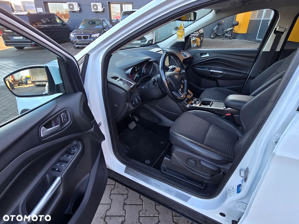 Ford Kuga 2.0 TDCi 4x4 Titanium - 13