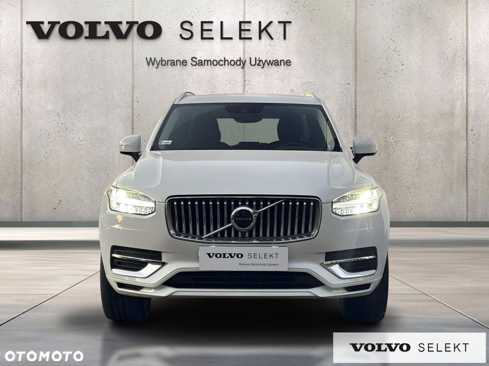 Volvo XC 90 - 9