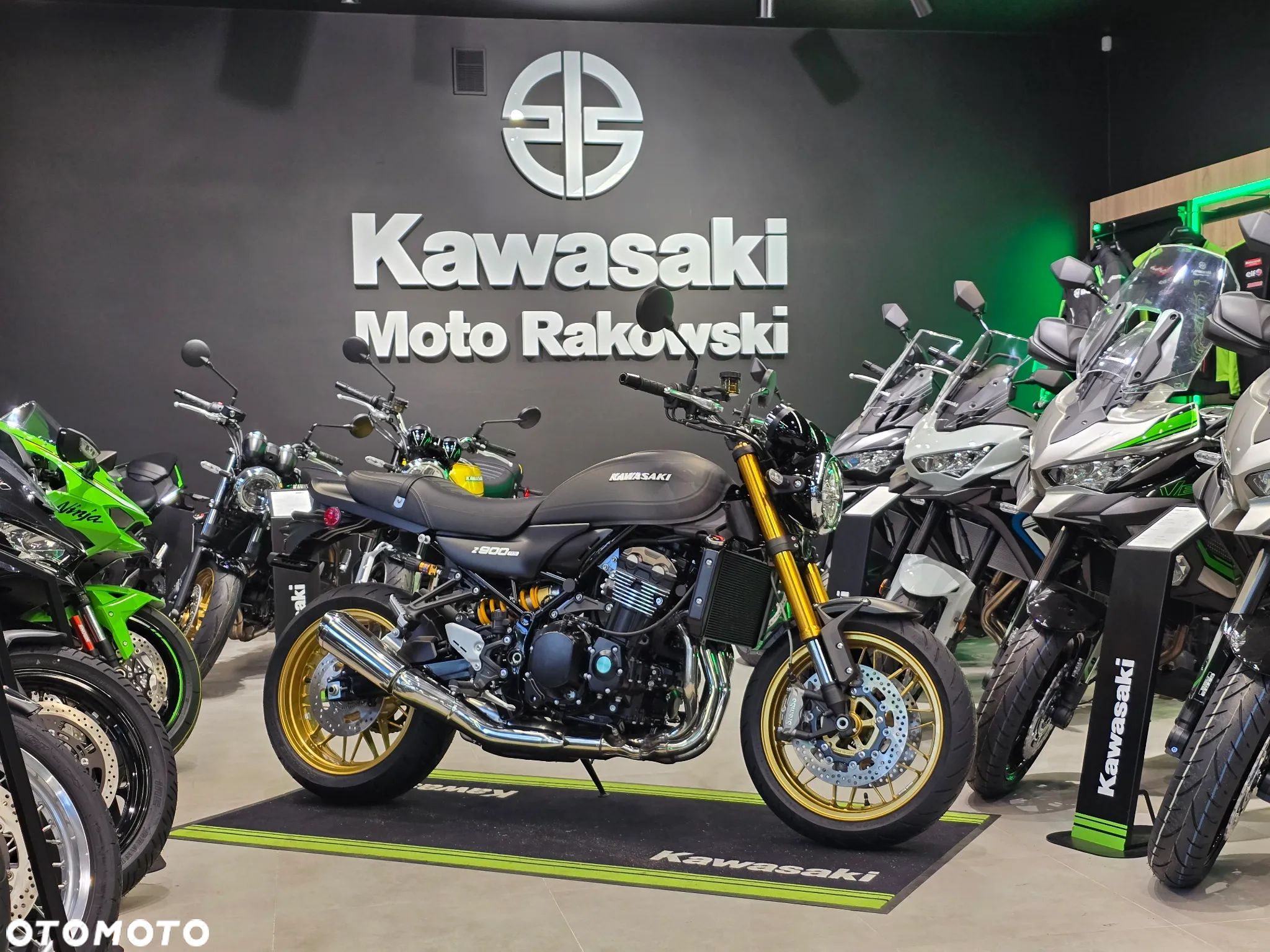 Kawasaki Z 900 RS - 1