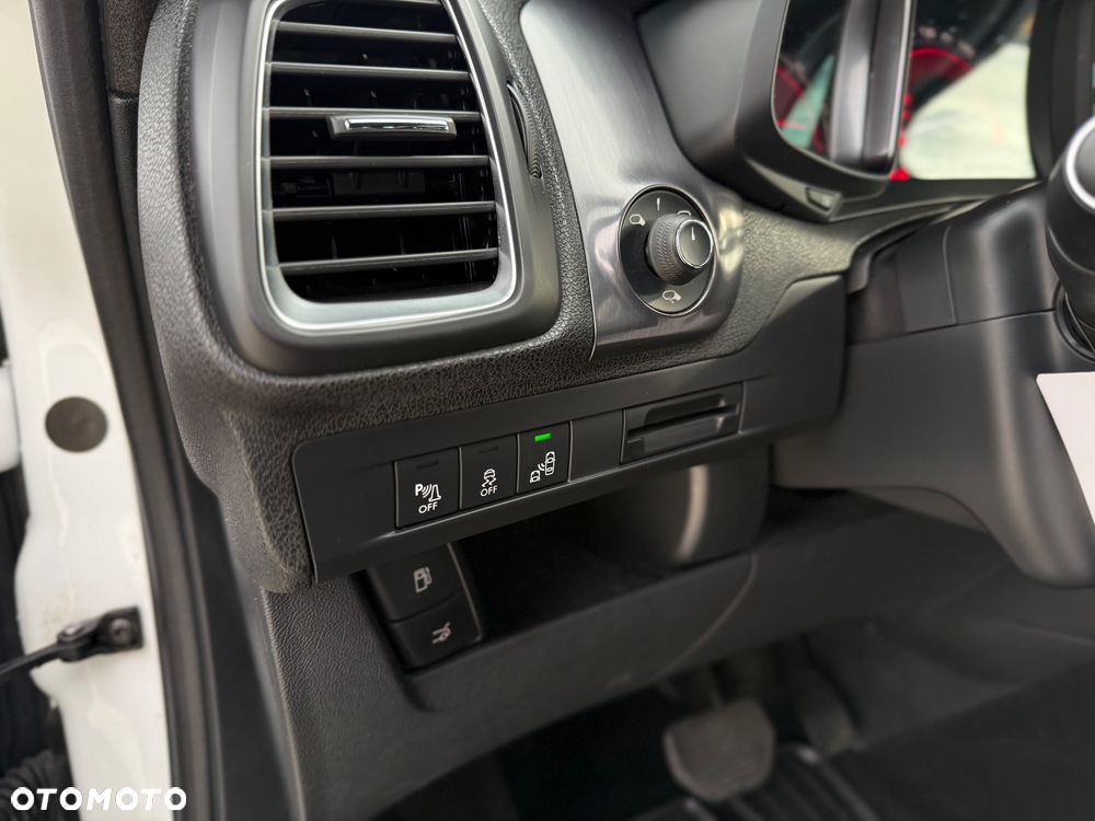 Citroën DS5 Hybrid4 EGS6 SportChic - 33