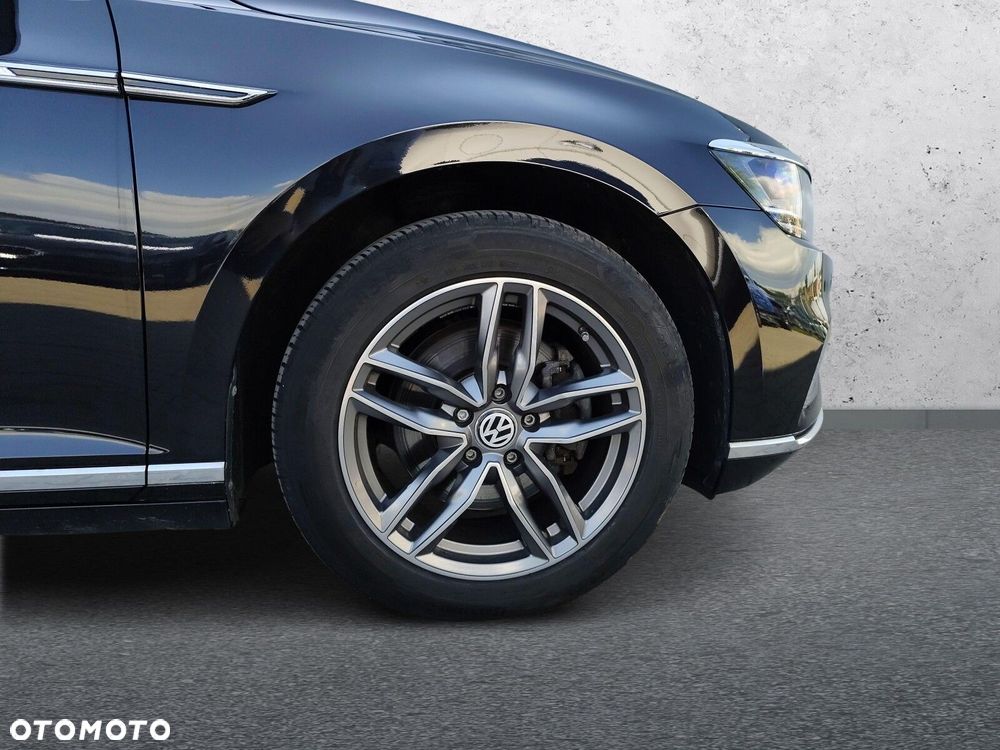 Volkswagen Passat 2.0 TSI Business DSG - 35