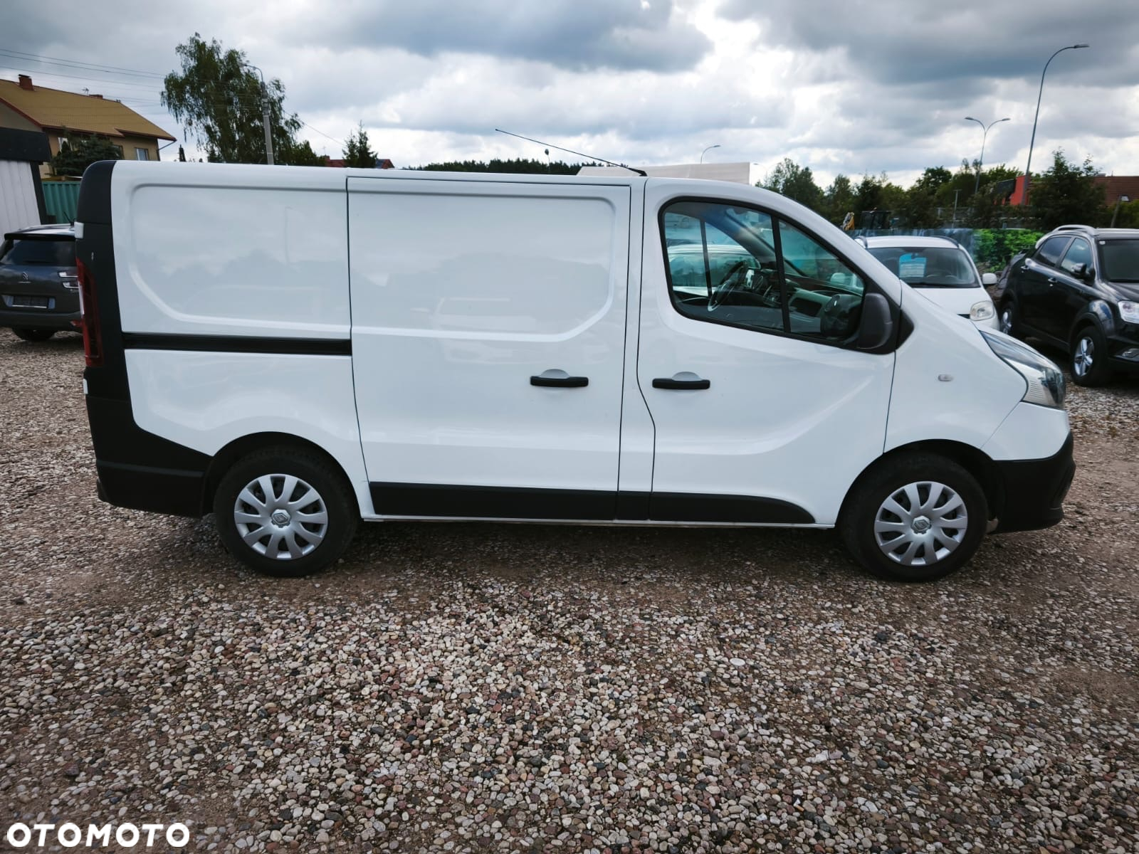 Renault Trafic - 2