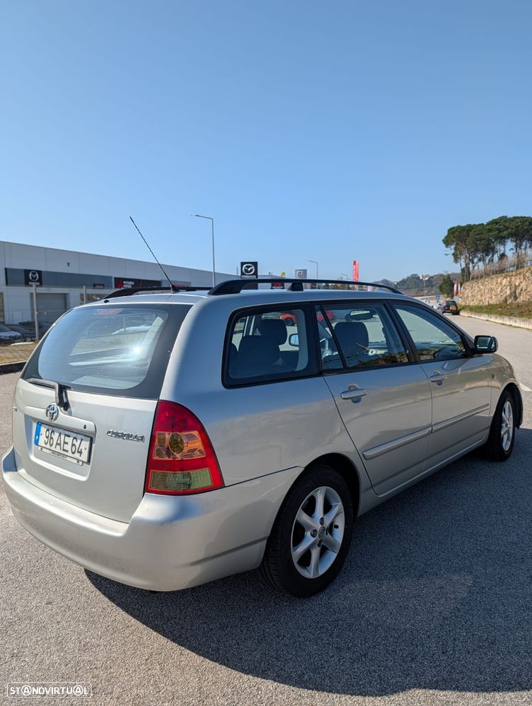 Toyota Corolla SW 1.4 Sol - 9
