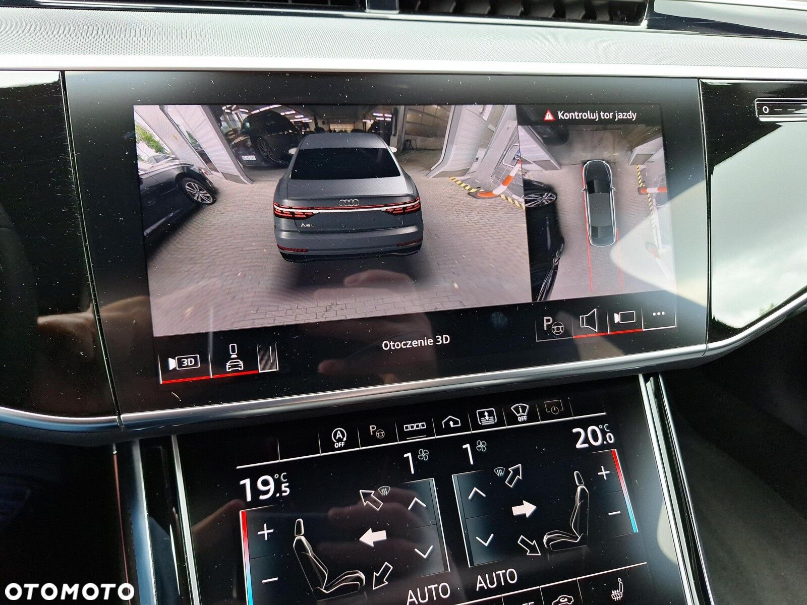 Audi A8 - 35