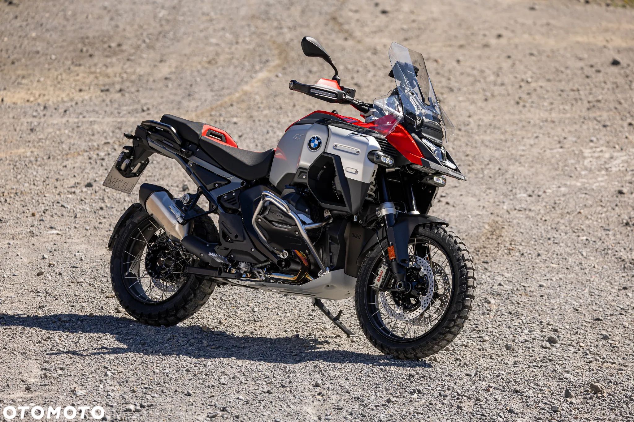 BMW R - 1