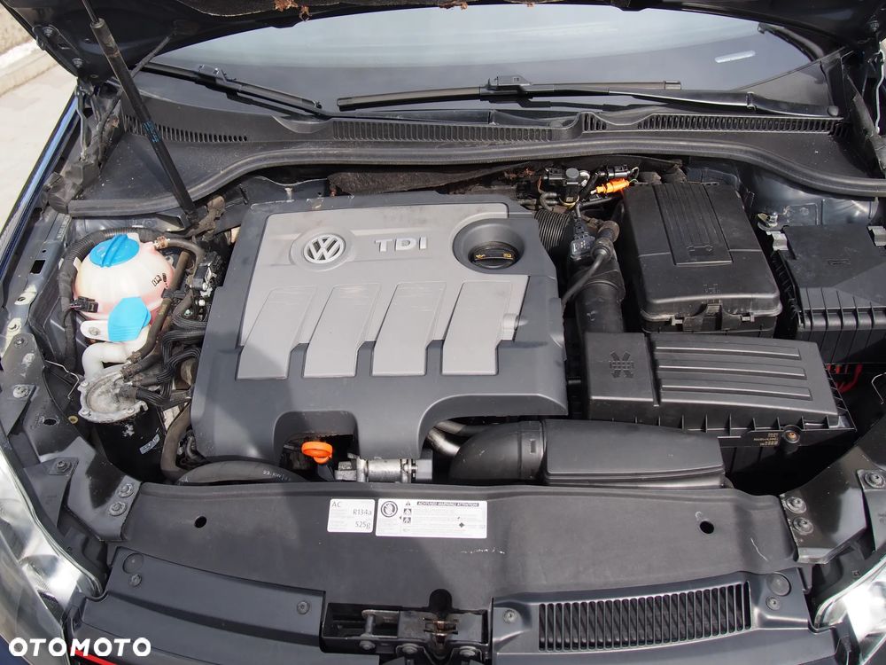 Volkswagen Golf 1.6 TDI DPF Trendline - 22