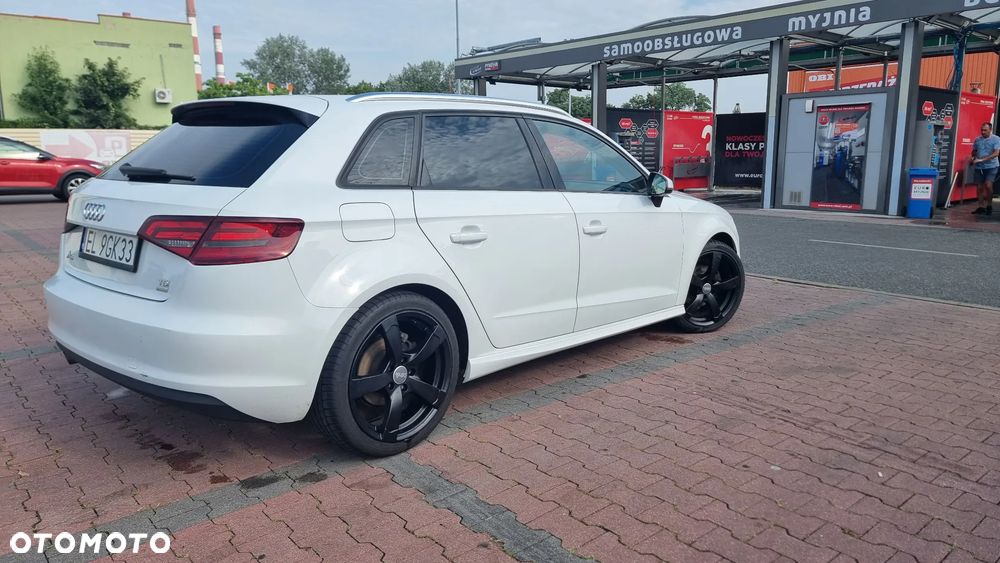 Audi A3 Sportback 1.6 TDI ultra Attraction - 5