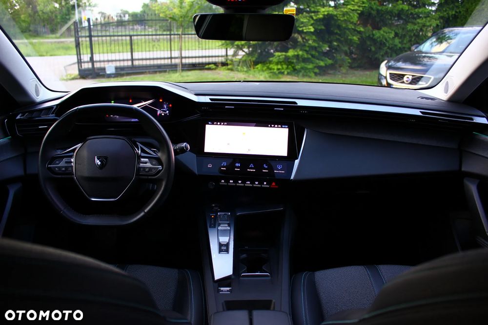 Peugeot 308 1.5 BlueHDi Allure S&S EAT8 - 36