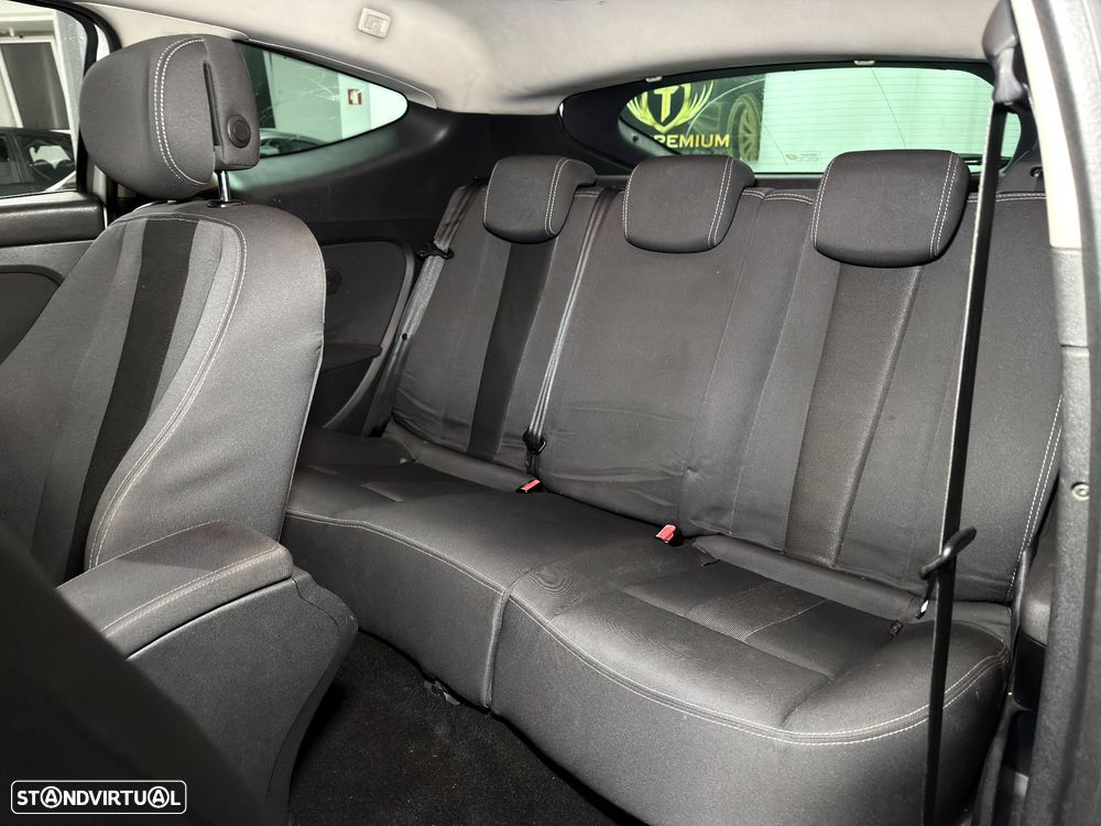 Renault Mégane Coupe 1.5 dCi Dynamique S - 10