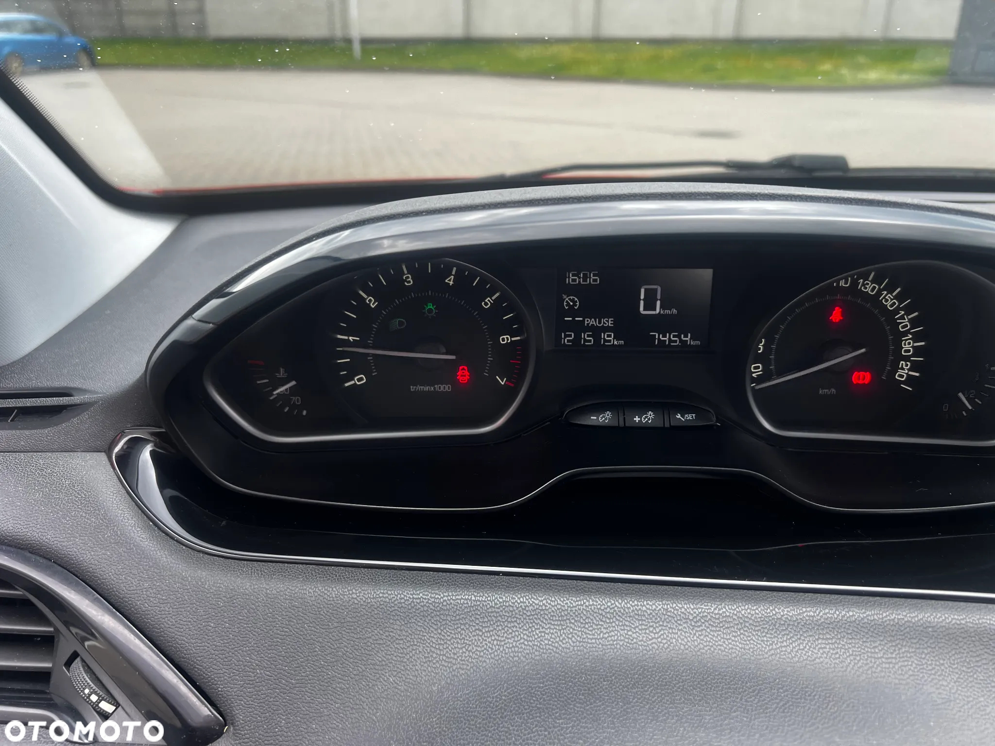 Peugeot 208 PureTech 68 Like - 8