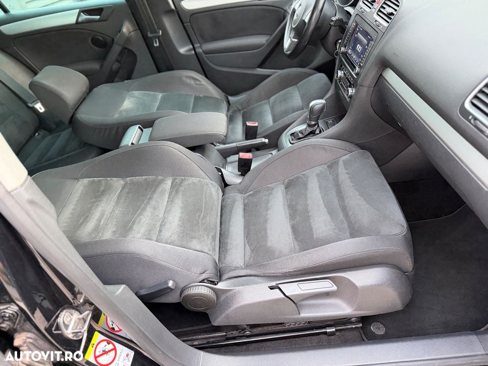 Volkswagen Golf - 17