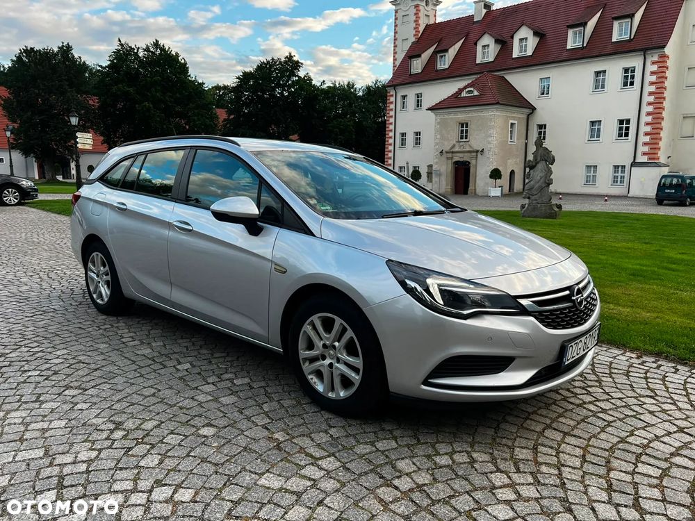 Opel Astra 1.6 CDTI Dynamic - 5