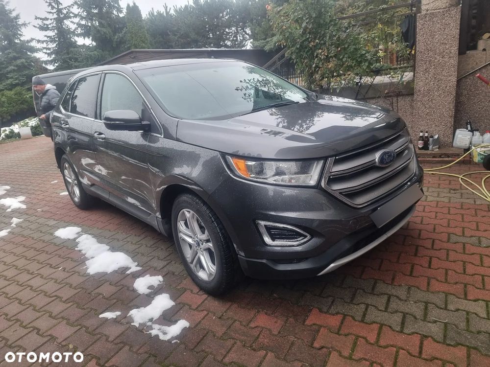 Ford Edge - 2