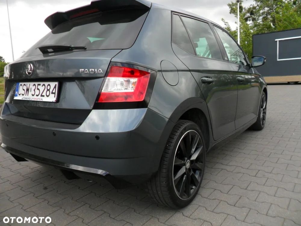 Skoda Fabia 1.2 TSI Monte Carlo - 11