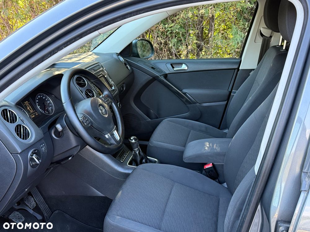 Volkswagen Tiguan - 10