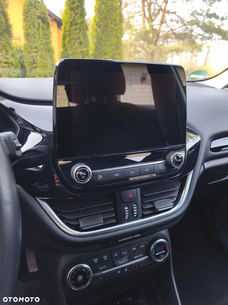 Ford Fiesta 1.5 TDCi S&S TREND - 21