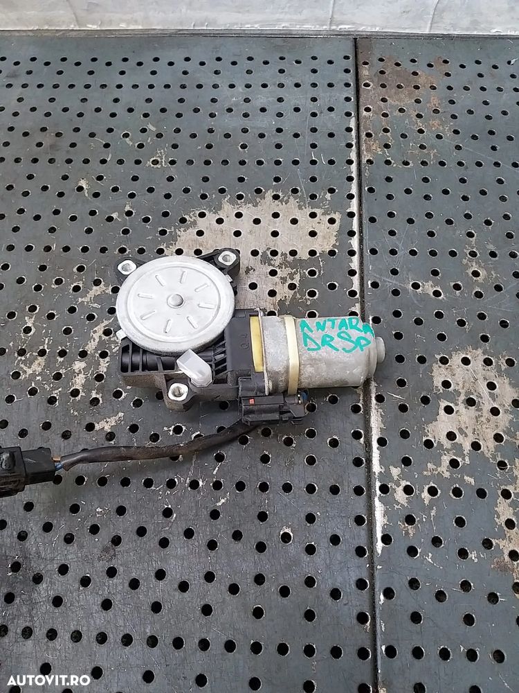 Motoras macara dreapta spate opel antara a l07 25926007 - 1