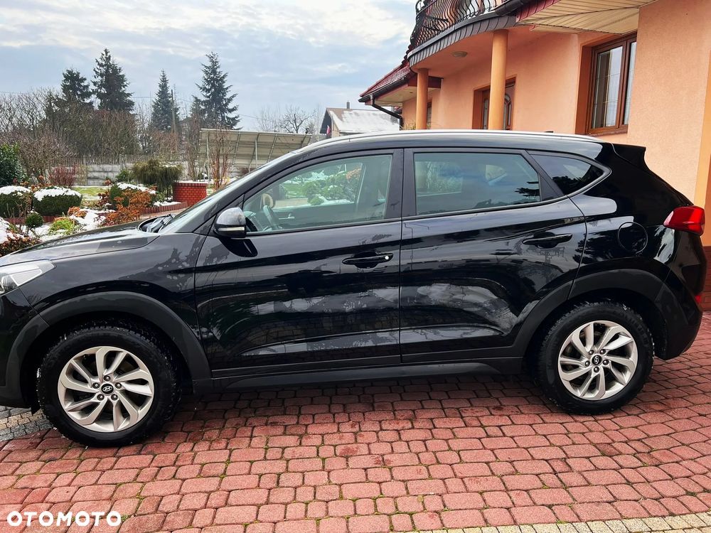 Hyundai Tucson blue 1.7 CRDi 2WD Style - 15