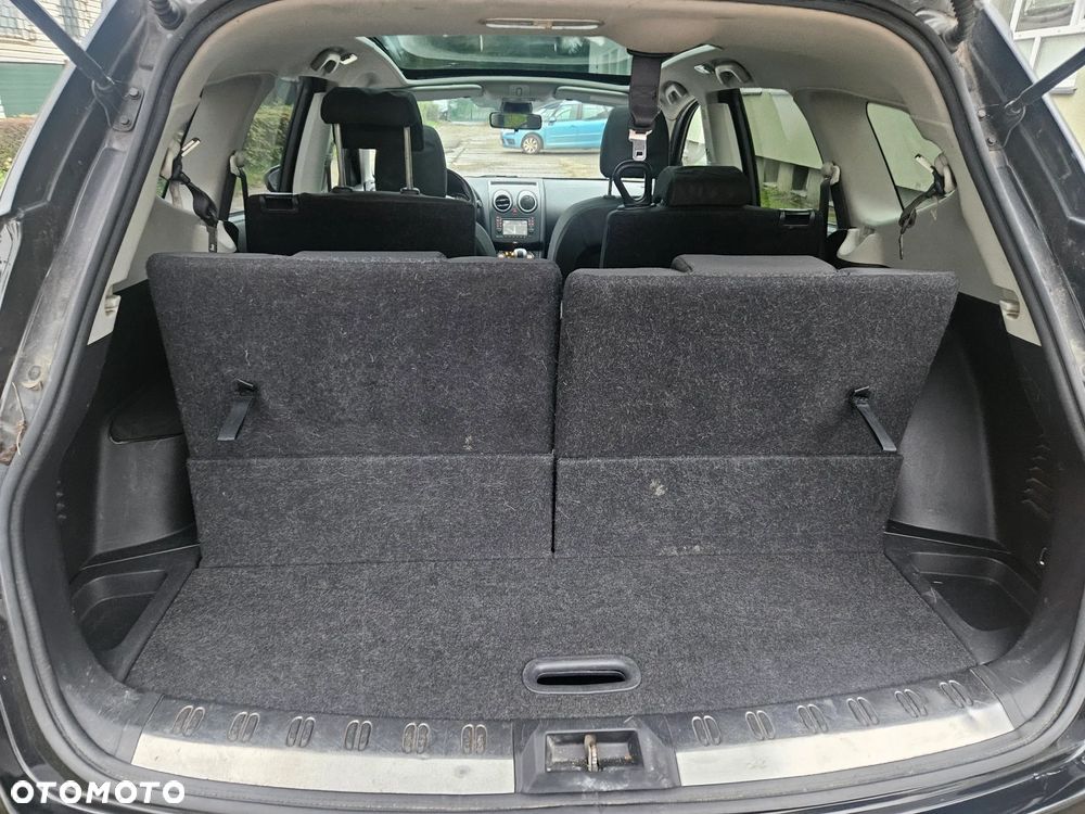 Nissan Qashqai+2 - 32