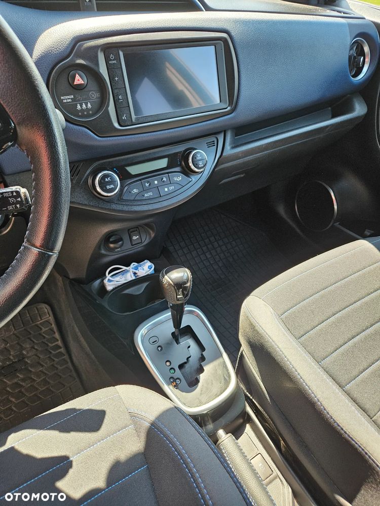 Toyota Yaris 1.5 Selection CVT - 5