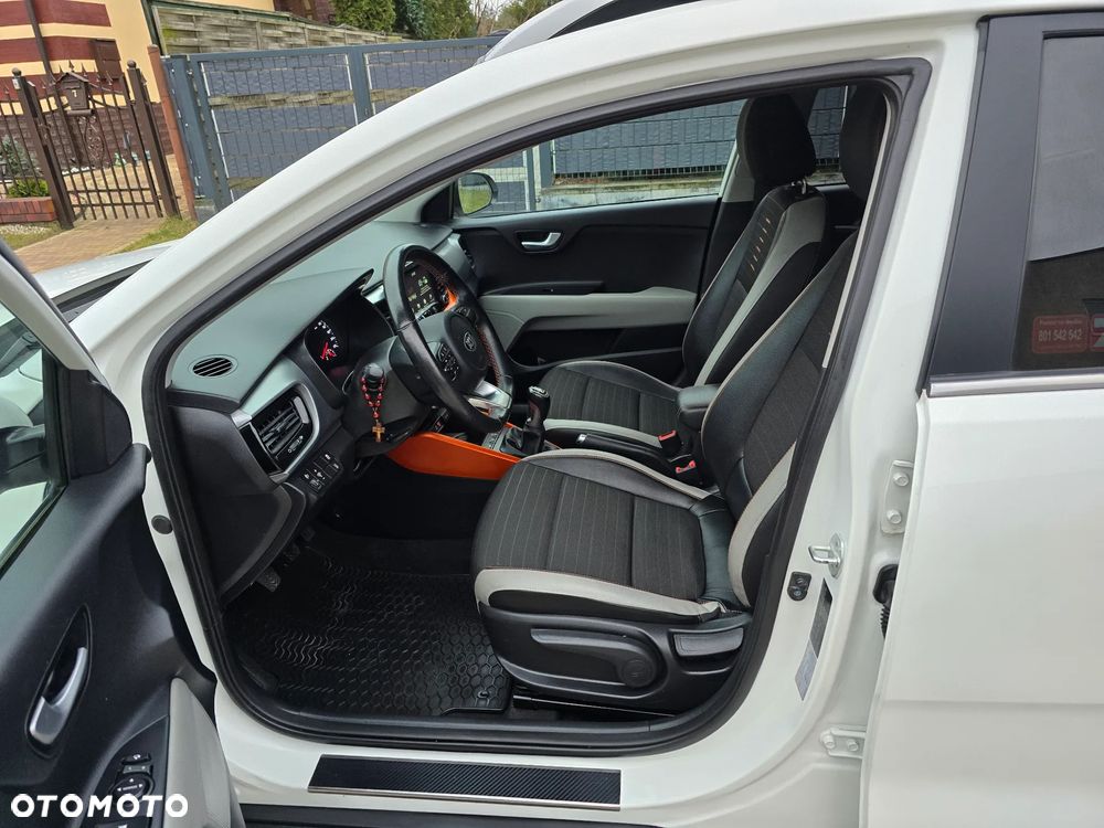 Kia Stonic 1.4 L - 15