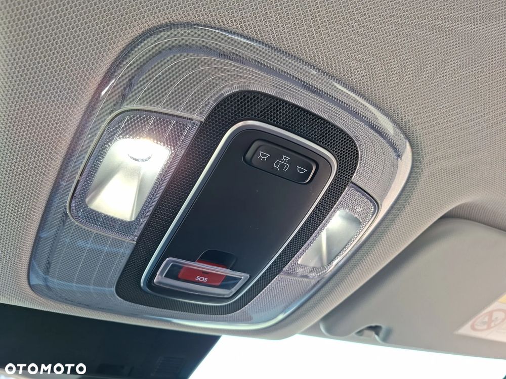 Hyundai Kona - 31