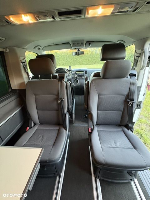 Volkswagen Multivan - 17