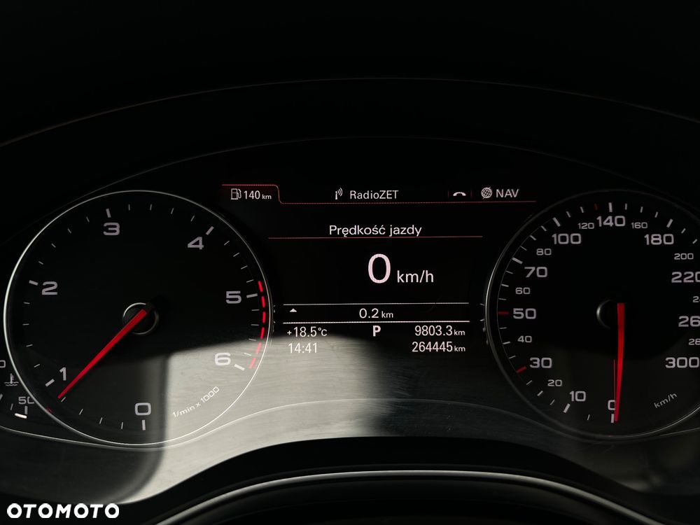 Audi A6 Avant - 32