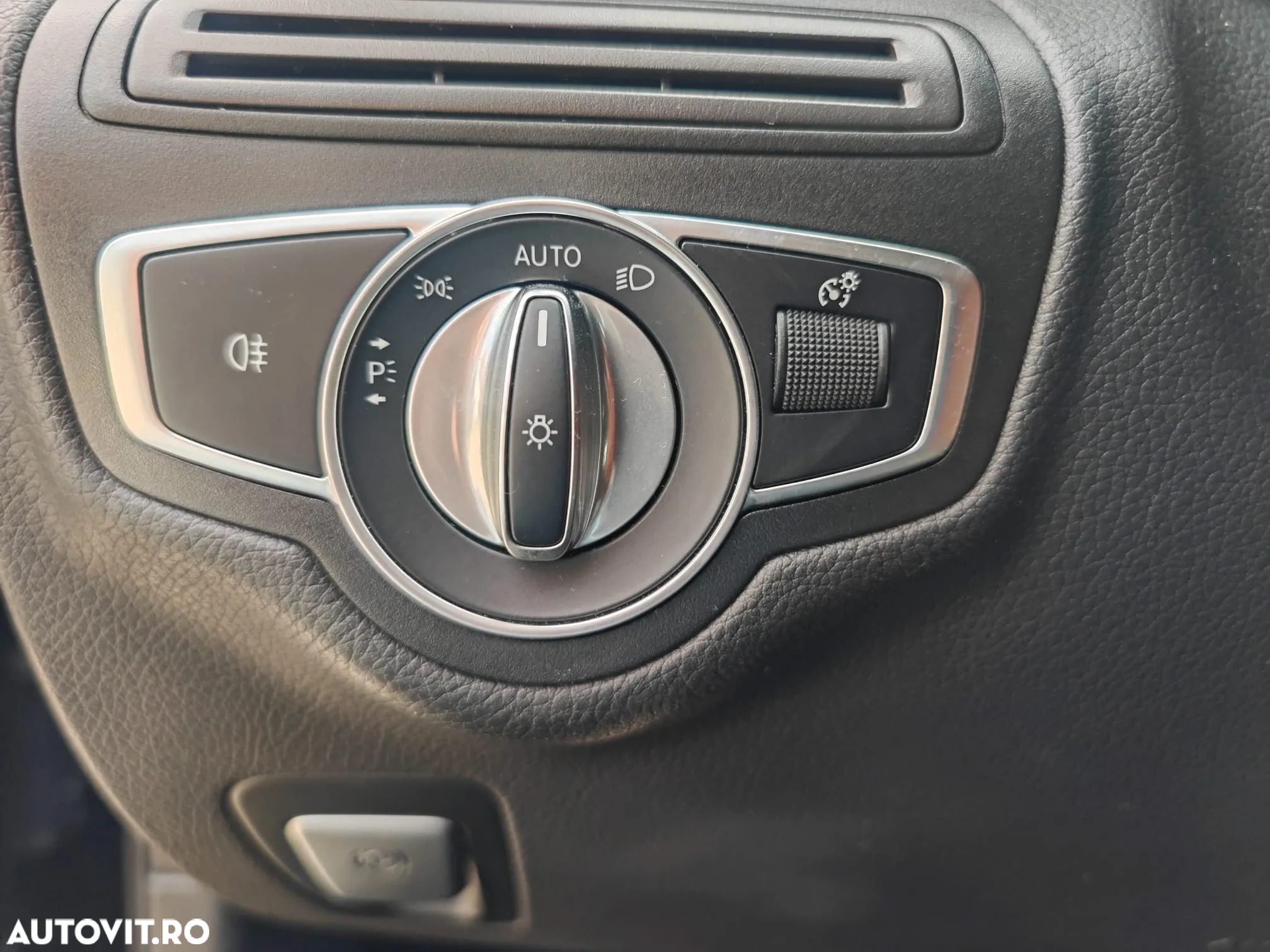 Mercedes-Benz C 300 de T 9G-TRONIC AMG Line - 14