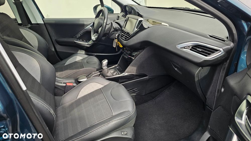 Peugeot 2008 BlueHDi 100 STOP & START Allure - 25