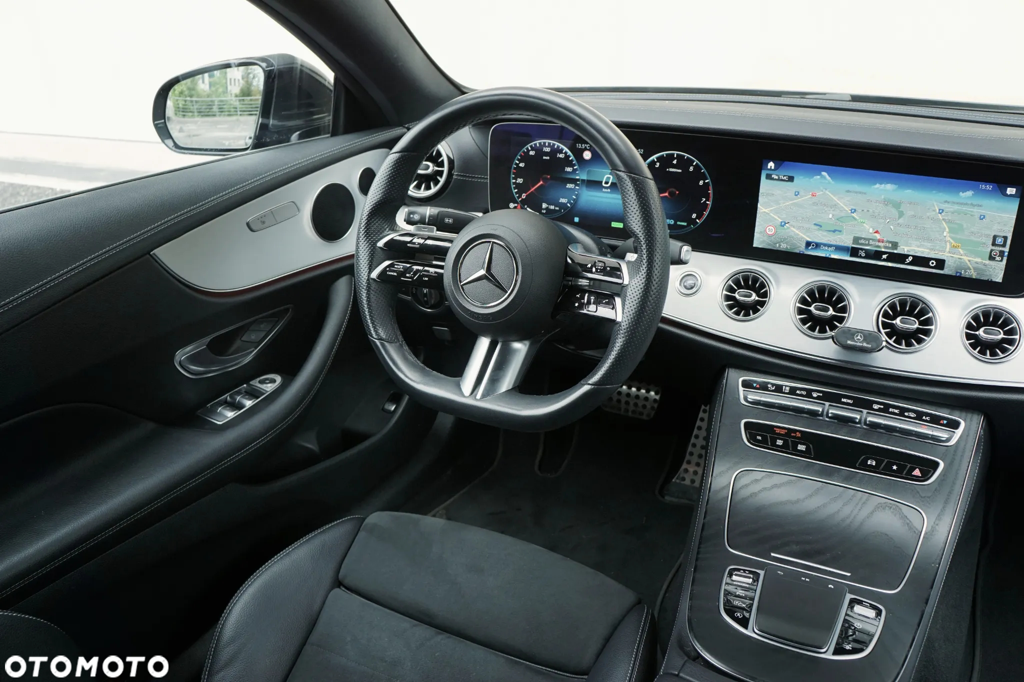 Mercedes-Benz Klasa E 200 Coupe 4-Matic 9G-TRONIC - 17