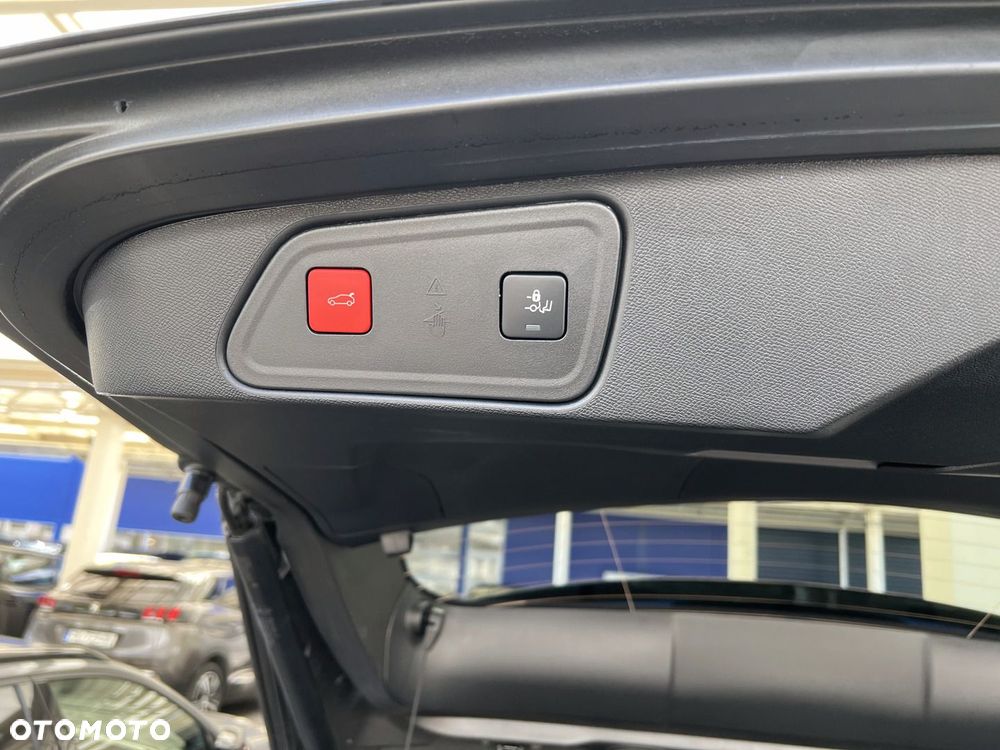 Peugeot 3008 1.5 BlueHDi GT S&S EAT8 - 20