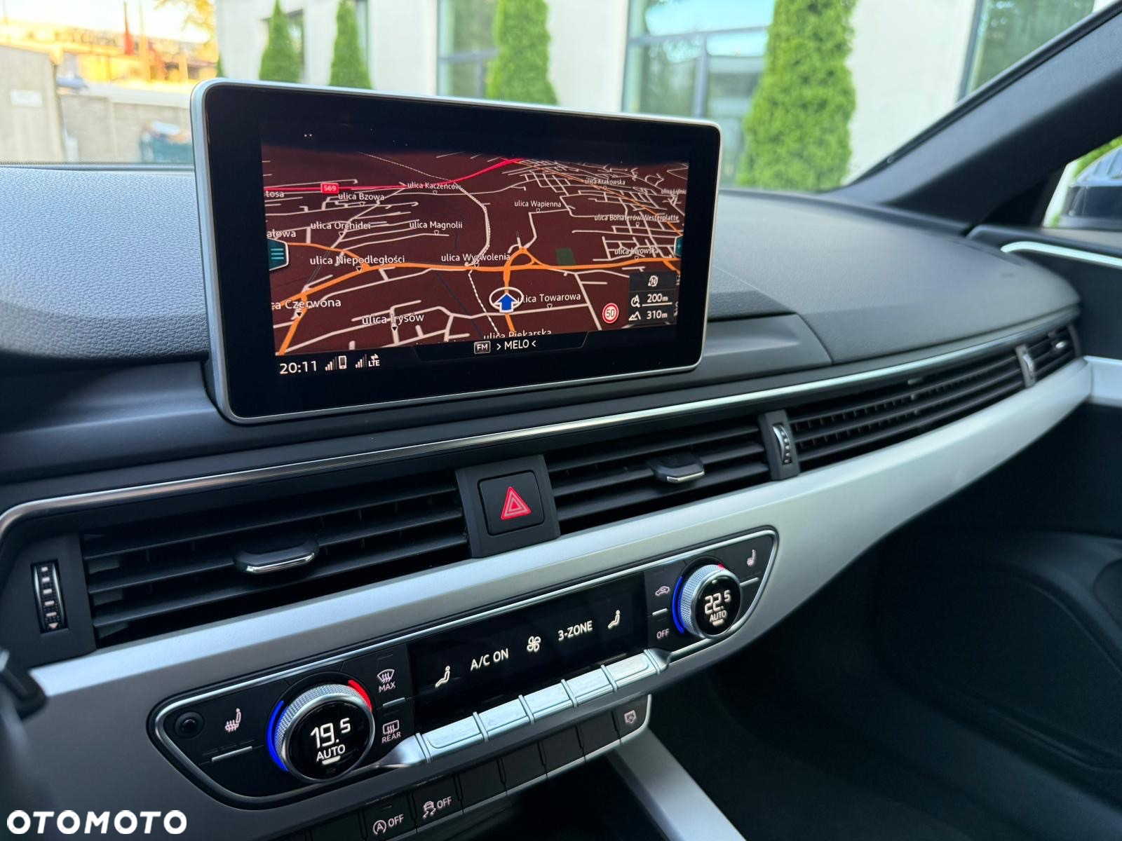 Audi A4 Avant 2.0 TDI ultra design - 15